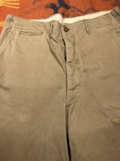 画像2: 40s US.Army  45 Khaki Trousers  W34 L31 (2)