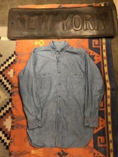 画像1: 40s US.NAVY. Chambray Shirt (1)