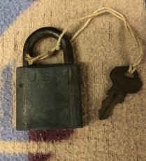 画像2: 40s  U.S.Navy  Padlock  南京錠 (2)